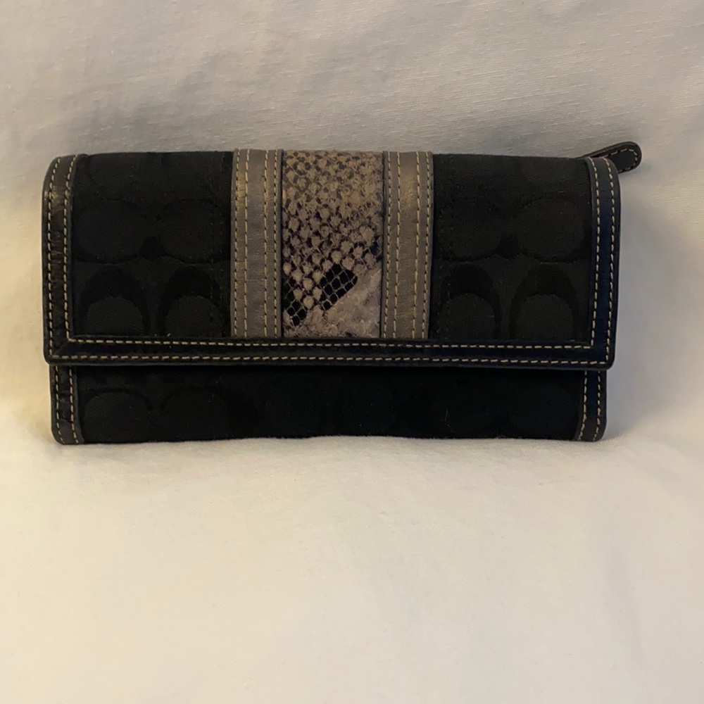 Coach large Black/Gray Trifold Wallet